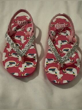 Reef Kids Pink Unicorn Glitter Strap Flip Flops